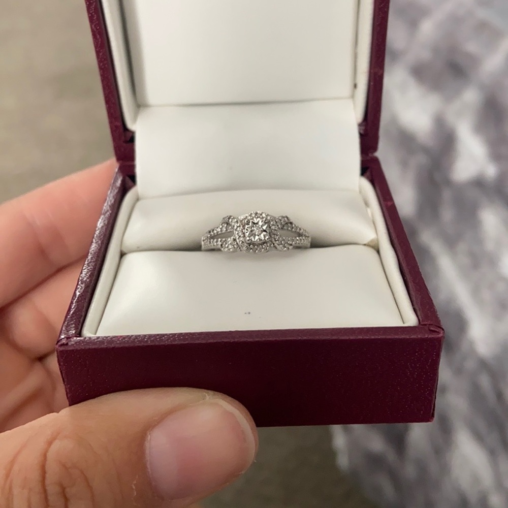 Helzberg Ring Size 7